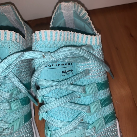 Women’s Adidas equipment tennis shoe. ADV/ 91-18 - Picture 3 of 7